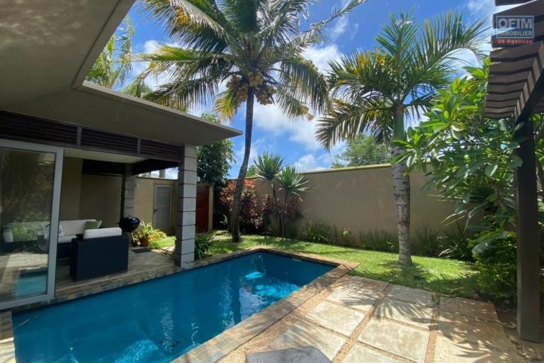 Vente magnifique villa de 3 chambres avec piscine privée et beau jardin dans une résidence sécurisée à Pereybère.