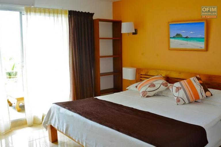 Tamarin à louer à agréable appartement duplex deux chambres situées au bord de l’océan avec piscine au calme.