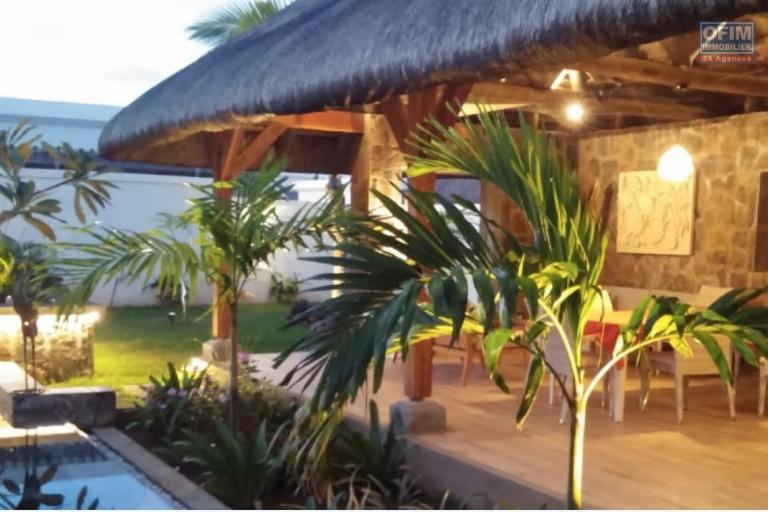 Accessible aux étrangers Maison / Villa GRAND BAIE - PEREYBERE - POINTE AUX CANONNIERS – photo 4 sur 10
