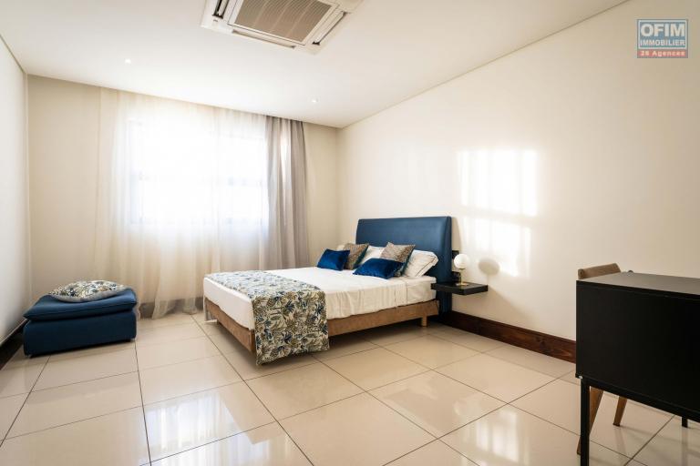 Accessible aux étrangers Appartement GRAND BAIE - PEREYBERE - POINTE AUX CANONNIERS – photo 7 sur 10