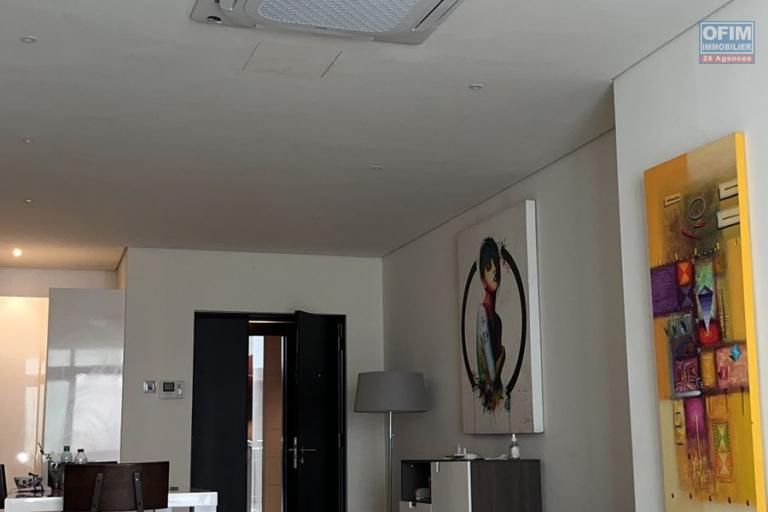 Vente Appartement GRAND BAIE - PEREYBERE - POINTE AUX CANONNIERS – photo 2 sur 7