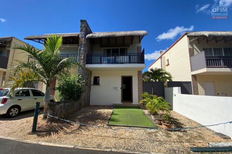 A vendre récente villa accessible à l’achat aux étrangers et aux mauriciens, située à 300 mètres de la plage de Pointe aux Piments.