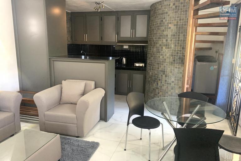 Flic en Flac à louer agréable appartement 2 chambres rénové situé dans un quartier calme et à 5 minutes à pieds de la plage et des commerces.