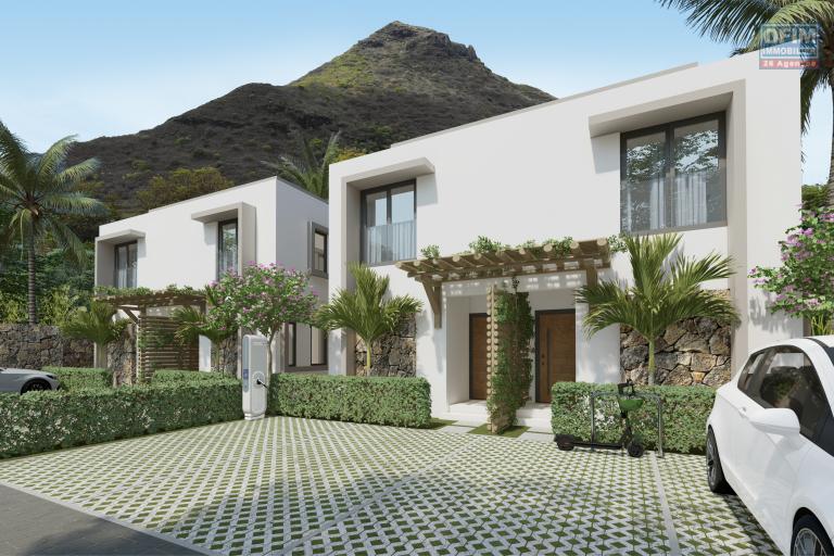 Tamarin for sale 3 bedroom duplex  accessible to foreigners located in the heart of the city close to shops, schools, beach etc...