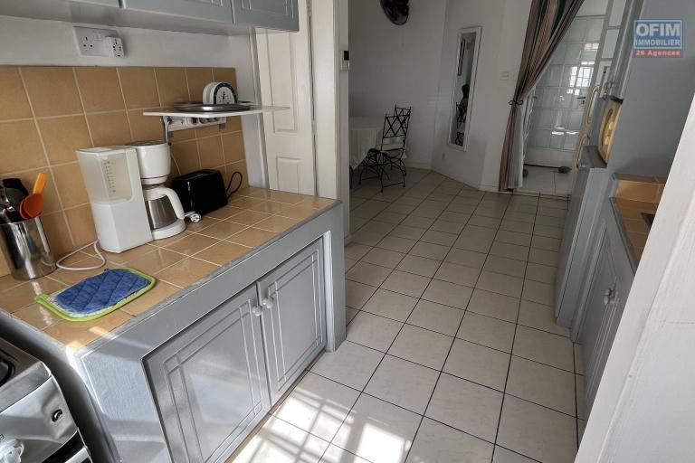 «  Opportunité a saisir, plein centre de GRAN BAIE.
