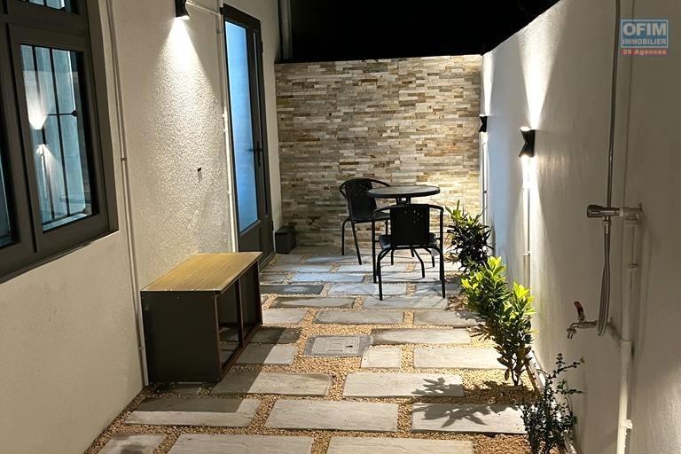 Flic en Flac une opportunité pour un appartement 2 chambres à vendre avec piscine commune, proximité plage et calme.
