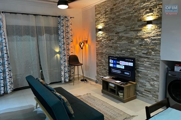 Flic en Flac une opportunité pour un appartement 2 chambres à vendre avec piscine commune, proximité plage et calme.