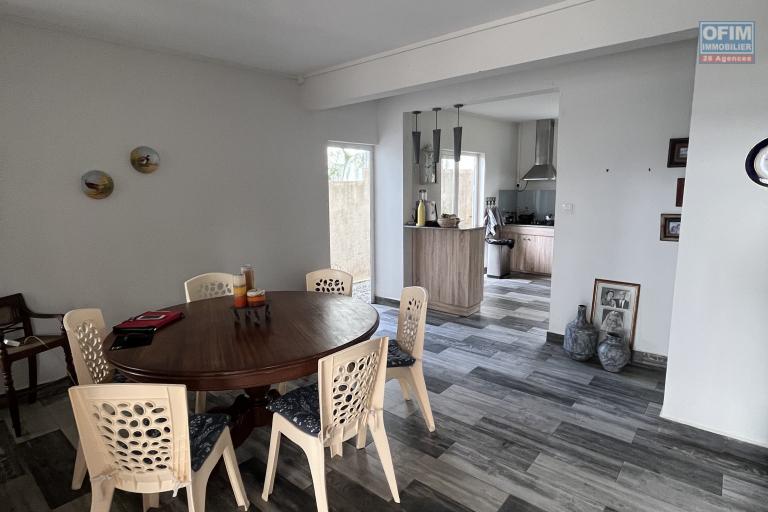 Très Bel appartement trois chambres - TROU AUX Biches
