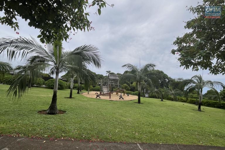 Splendide Villa Familiale - Domaine Piton - 295m² sur 1197m² de terrain Votre havre de paix vous attend au Domaine Piton !