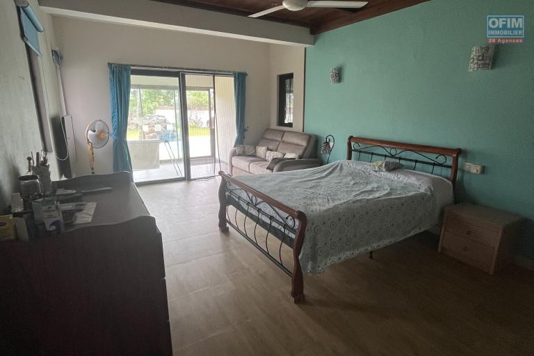 Splendide Villa Familiale - Domaine Piton - 295m² sur 1197m² de terrain Votre havre de paix vous attend au Domaine Piton !