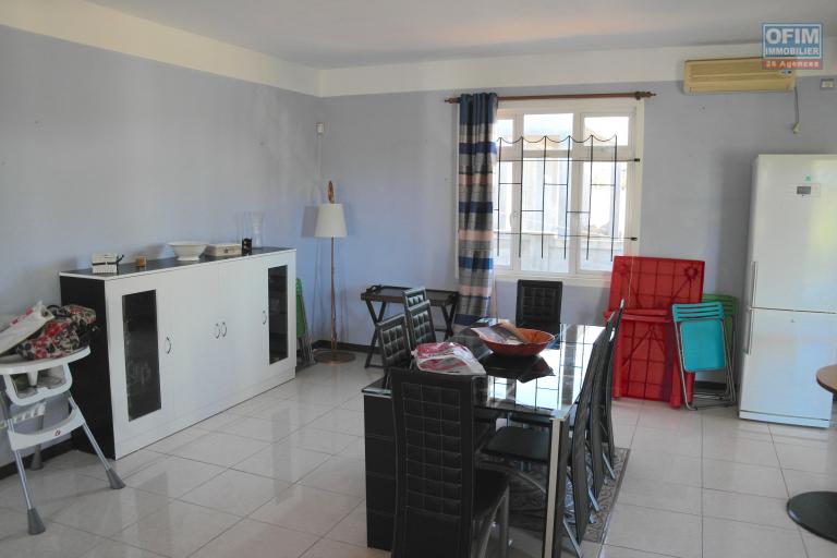 Albion location villa 3 chambres situé dans un quartier calme et agréable