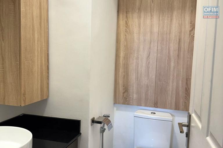 Sodnac à vendre récent appartement 2 chambre situé dans une résidence sécurisée au troisième étages avec ascenseur et parking.