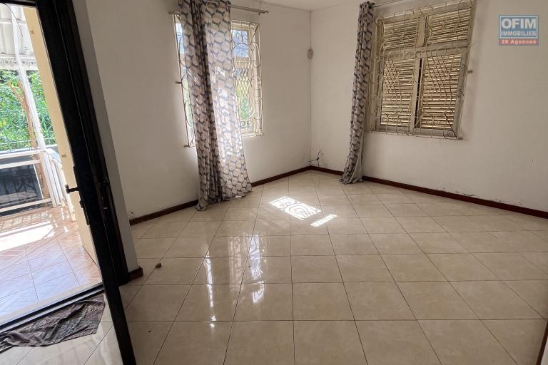 Grande maison  4 chambres - POINTE AUX PIMENTS