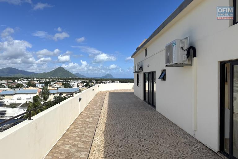 Flic en Flac à  louer penthouse 4 chambres avec vue mer à Flic en Flac