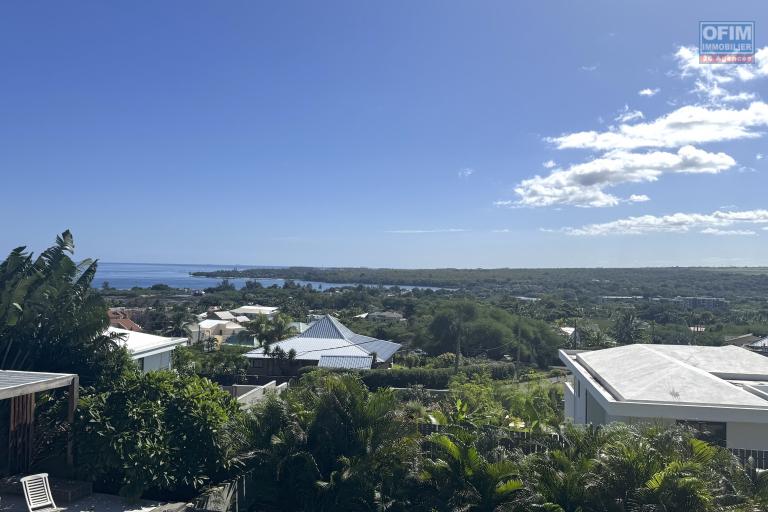  Tamarin à louer Somptueuse villa contemporaine avec vue imprenable