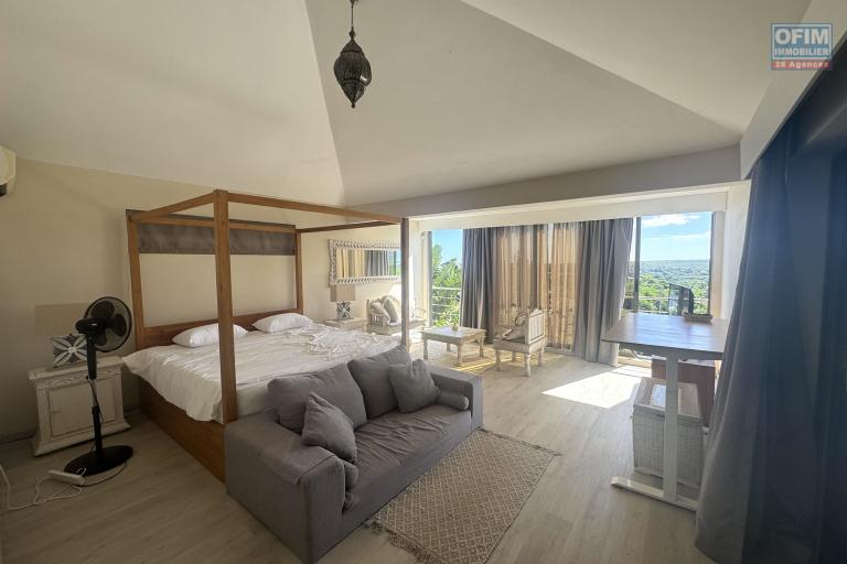  Tamarin à louer Somptueuse villa contemporaine avec vue imprenable