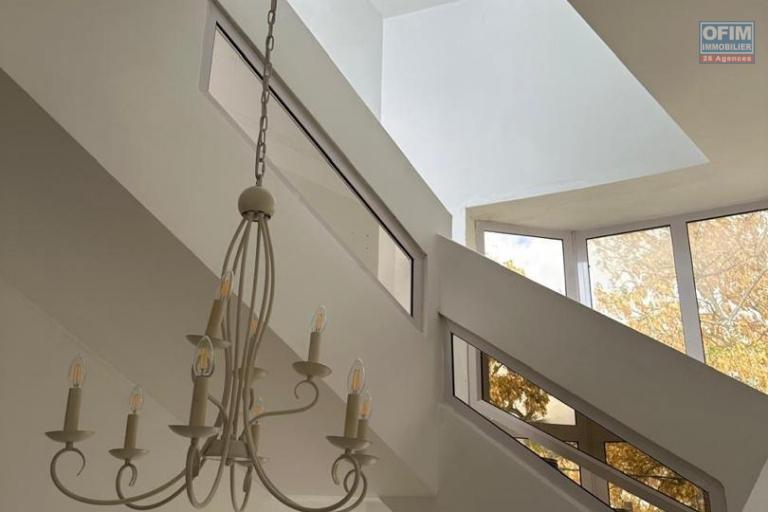 Grande villa de 4 chambres - PEREYBERE