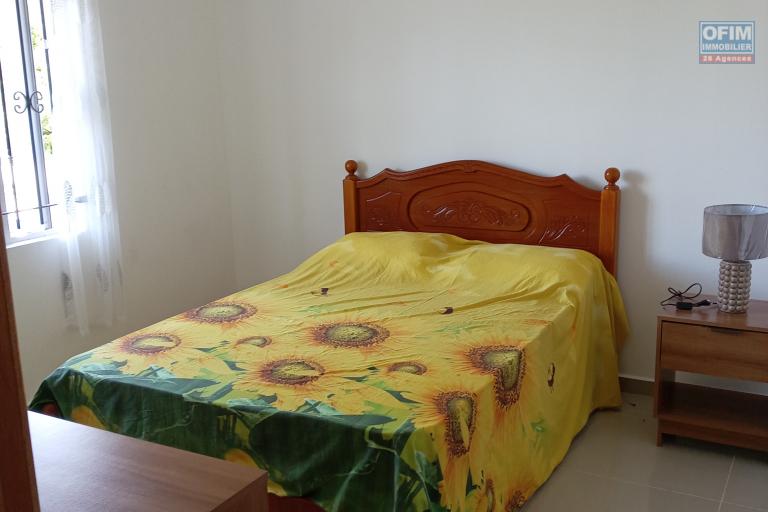 À Louer RDC Neuf, Entièrement Meublé, Sécurisé - 3 Chambres, Climatisation, Grand Baie/Pereybere - Animaux Bienvenus !