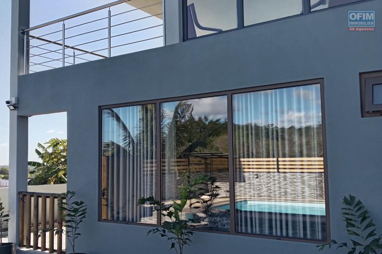 THE VALE :  Villa Neuve d'Exception | Vue Mer & Montagne Panoramique | Piscine | Idéal Famille Expatriée.