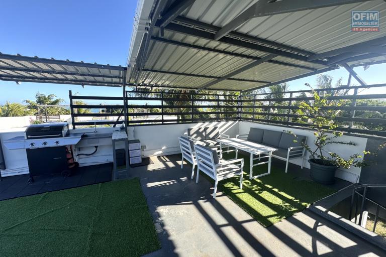 À VENDRE – Superbe appartement moderne 3 chambres avec vaste toit-terrasse à La Gaulette