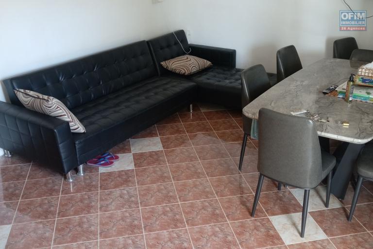 TROU AUX BICHES.      LOCATION DUPLEX 3 CHAMBRES - À 2 MIN DE LA PLAGE - CALME