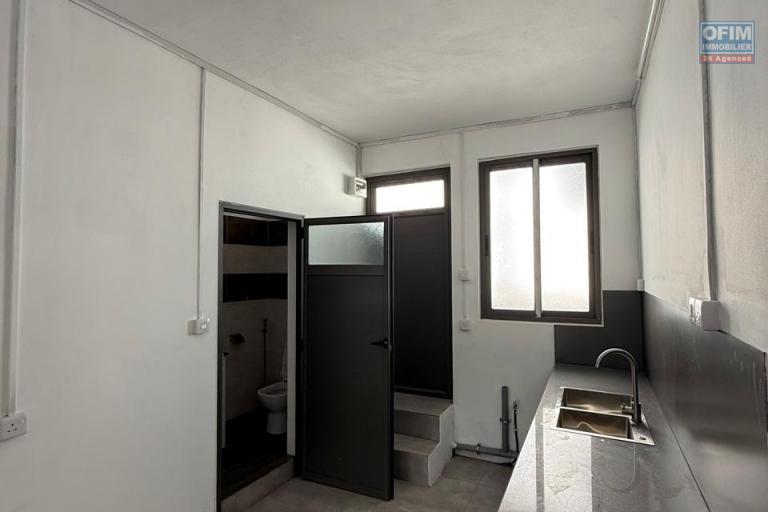 Offre Exceptionnelle : 5 Studios Semi-Meublés à Louer à Trou aux Biches !