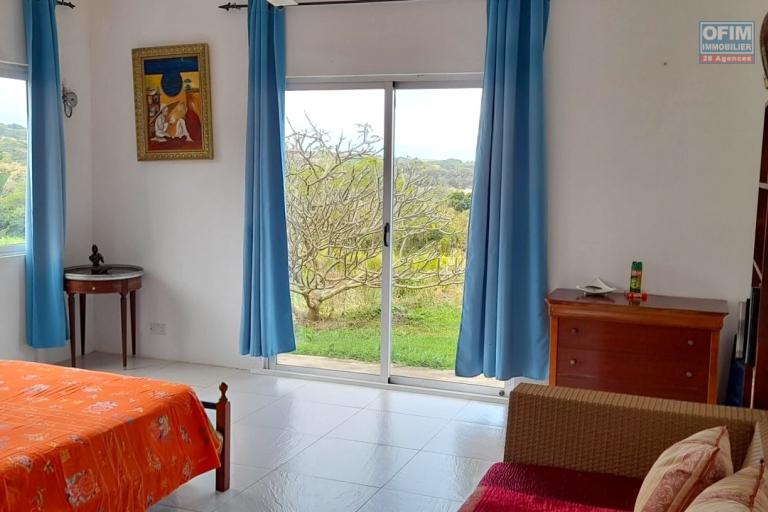 St Martin Bel Ombre – À vendre : vaste propriété avec vue panoramique