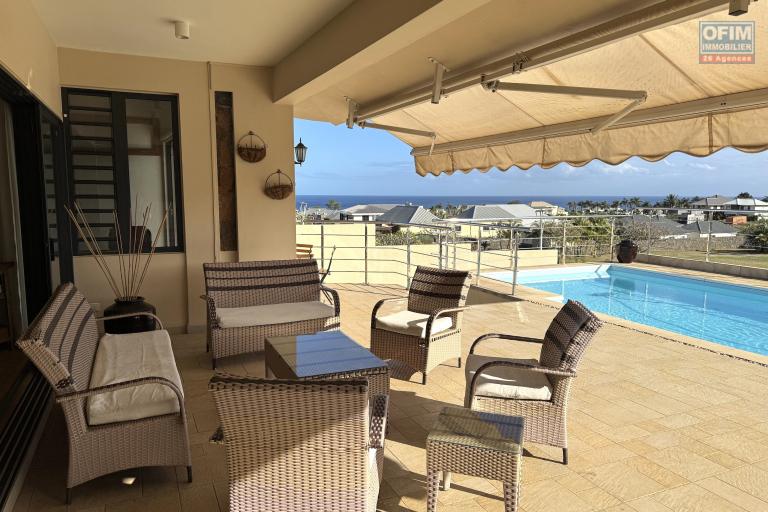 À vendre – Élégante villa contemporaine à Flic en Flac