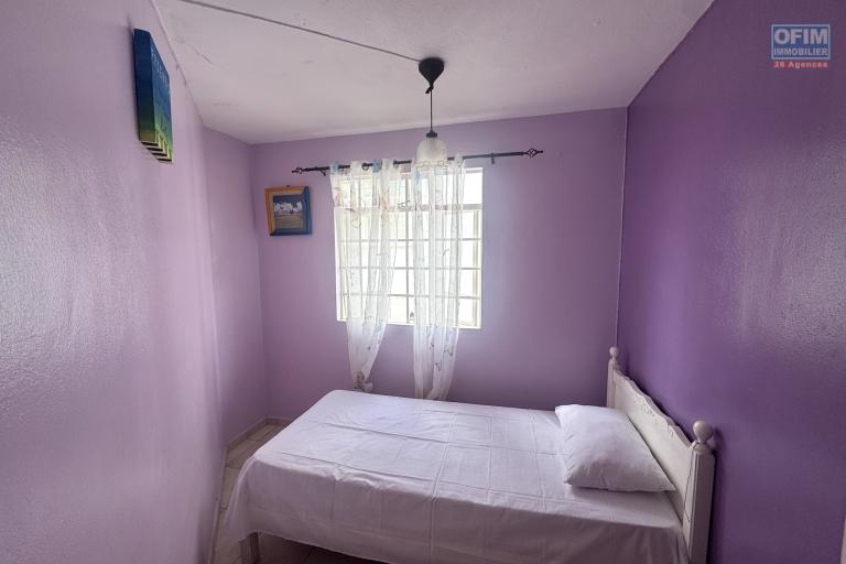 Flic en Flac – À louer grande villa de 5 chambres avec piscine, idéalement située à seulement 5 minutes à pied de la plage et des commerces.