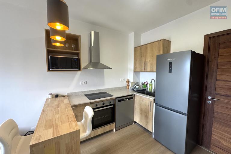 Tamarin – À louer, bel appartement récent 1 chambre Situé au cœur de la Smart City de Tamarin, cet appartement moderne offre un cadre de vie idéal.