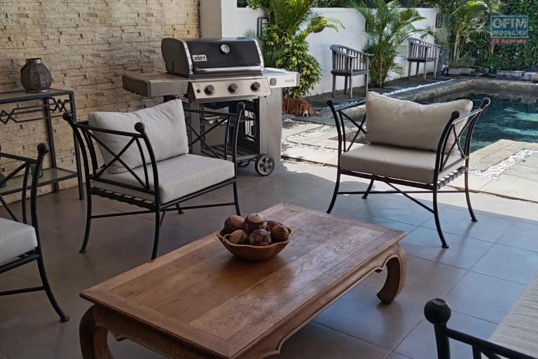 LOCATION EXCEPTIONNELLE À BAIN BOEUF : MAGNIFIQUE VILLA FAMILIALE 4 CHAMBRES AVEC PISCINE - À 2 MIN À PIED DE LA PLAGE !