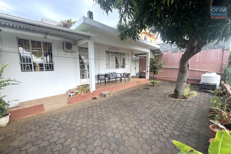 À VENDRE – VILLA 3 CHAMBRES À ALBION, PROCHE PLAGE