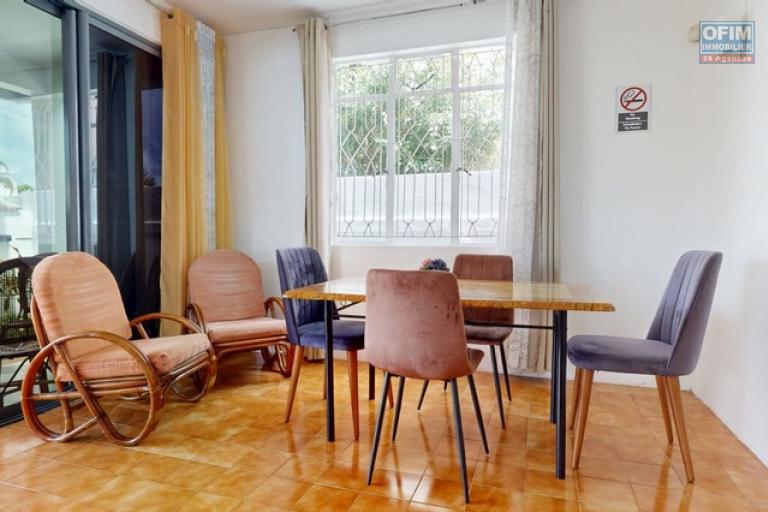 À VENDRE à Pereybere – Ensemble Immobilier de 2 Maisons Divisées en 4 Appartements  Quartier résidentiel calme, à quelques pas de la plage