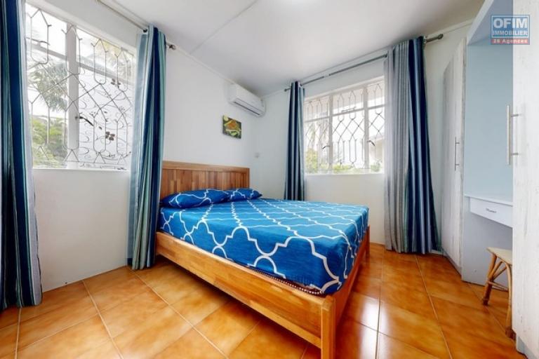 À VENDRE à Pereybere – Ensemble Immobilier de 2 Maisons Divisées en 4 Appartements  Quartier résidentiel calme, à quelques pas de la plage