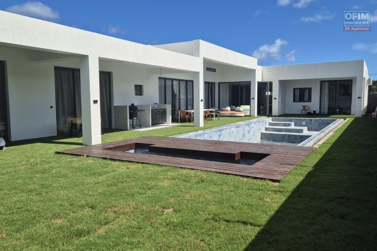 VILLA 4 CHAMBRES SITUÉE À GRAND BAIE- ACCESSIBLE AUX ÉTRANGERS