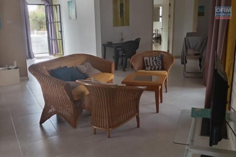 À VENDRE – VILLA AVEC EXCELLENTE RENTABILITÉ LOCATIVE – GRAND GAUBE  Grand Gaube, à quelques minutes de Calodyne et moins de 10 min de Grand Baie Villa neuve très bien entretenue. Aucun frais a prévoir. Emplacement de choix.