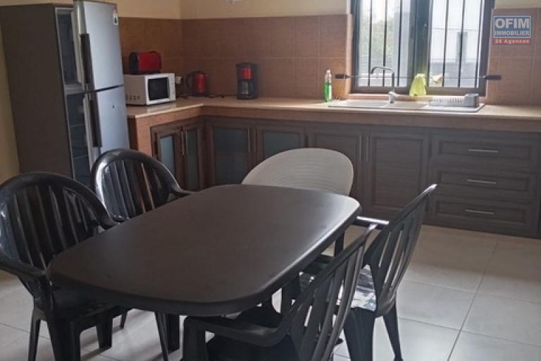 À VENDRE – VILLA AVEC EXCELLENTE RENTABILITÉ LOCATIVE – GRAND GAUBE  Grand Gaube, à quelques minutes de Calodyne et moins de 10 min de Grand Baie Villa neuve très bien entretenue. Aucun frais a prévoir. Emplacement de choix.