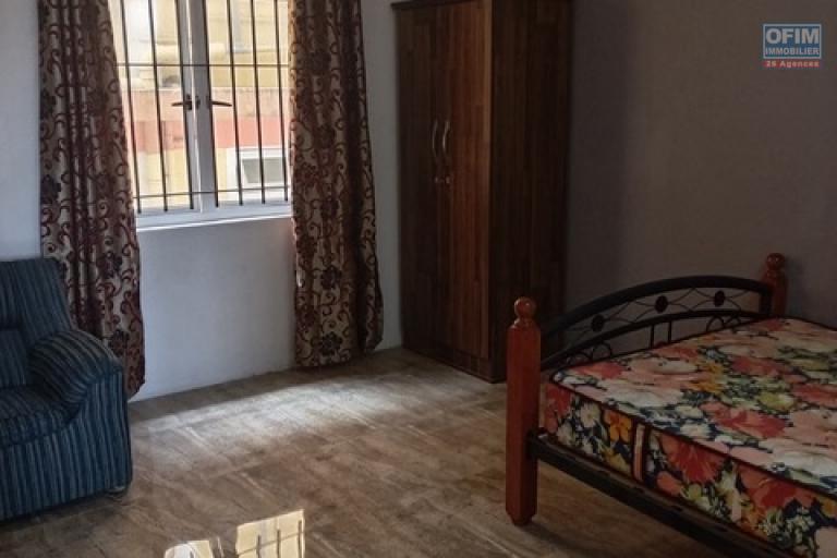 A VENDRE appartement 3 chambres, plein centre de Grand Baie