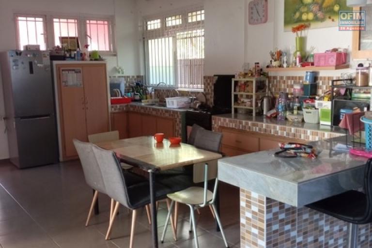  VENDRE maison familiale 4 chambres The Vale / Fond du Sac