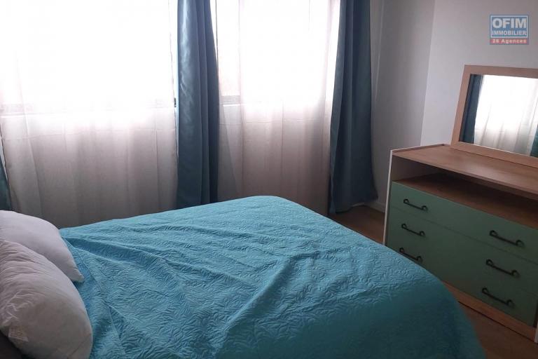 Tamarin – À louer, bel appartement récent 2 chambres Situé au cœur de la Smart City de Tamarin, cet appartement moderne offre un cadre de vie idéal.