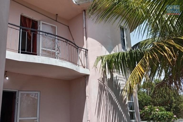 For sale &ndash; 2 apartments, including 1 duplex, in Grand Gaube