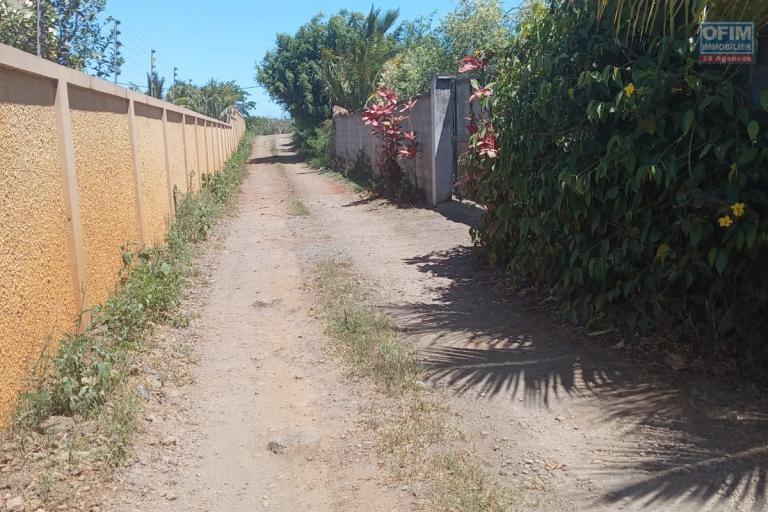Large residential plot for sale &ndash; Calodyne &ndash; 2,600 m&sup2; (685 toises)