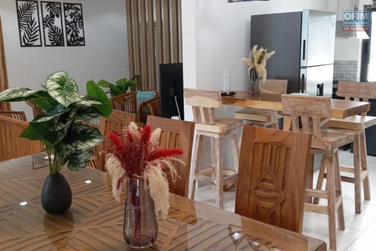 Location Maison / Villa GRAND GAUBE - CALODYNE – photo 3 sur 13 – Salle à manger