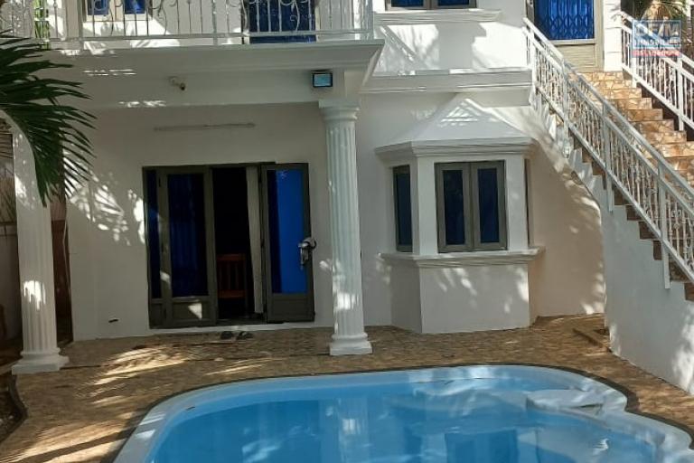 Vente Maison / Villa GRAND BAIE - PEREYBERE - POINTE AUX CANONNIERS – photo 2 sur 12