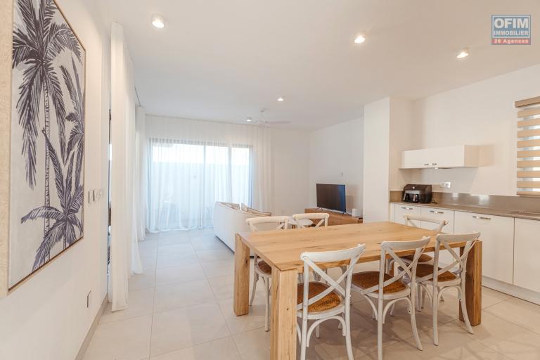 Tamarin vente villa 4 chambres avec piscine accessible aux étrangers situé au cœur de la Smart City de Tamarin à 5 minutes de la plage.