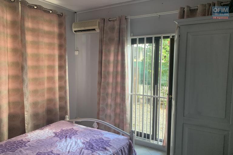 Albion – À louer : Agréable villa de 4 chambres avec piscine