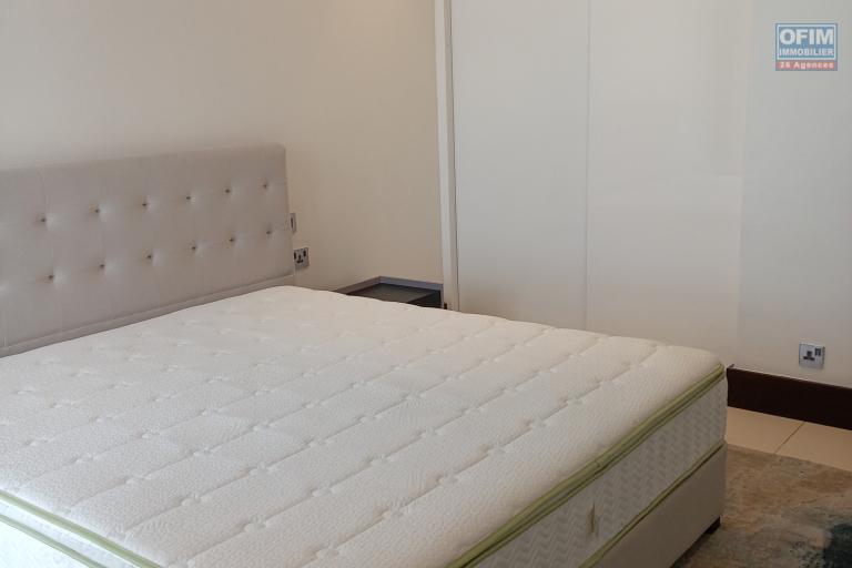 Location Appartement GRAND BAIE - PEREYBERE - POINTE AUX CANONNIERS – photo 6 sur 8