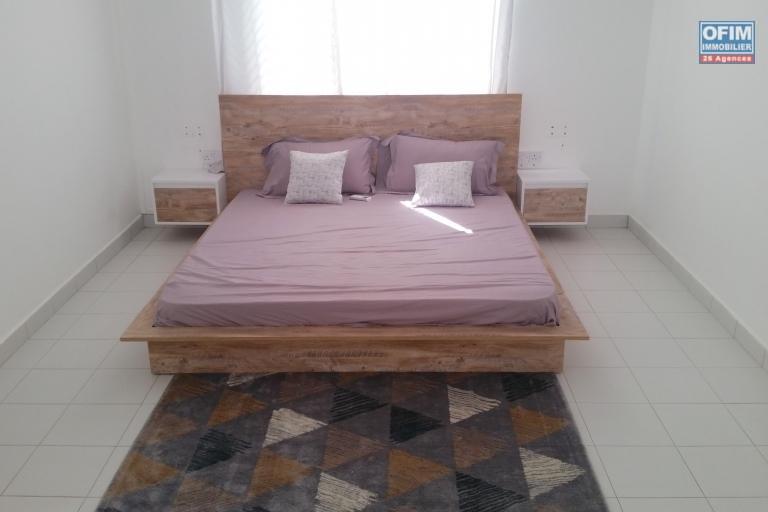 Superbe villa neuve de 3 chambres avec piscine priv&eacute;e &agrave; louer en long terme &agrave; Flic en Flac, situ&eacute;e dans un quartier calme et r&eacute;sidentiel, id&eacute;ale pour une famille