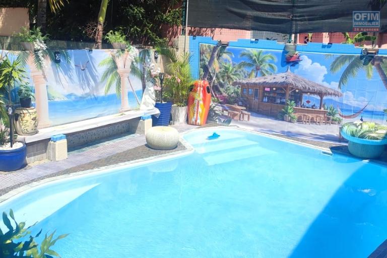 Albion &ndash; &Agrave; vendre, villa familiale 4 chambres avec piscine, proches de la plage