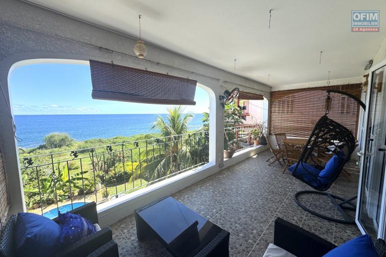  Flic en Flac &agrave; louer super appartement 3 chambres en bord de mer &agrave; Flic en Flac